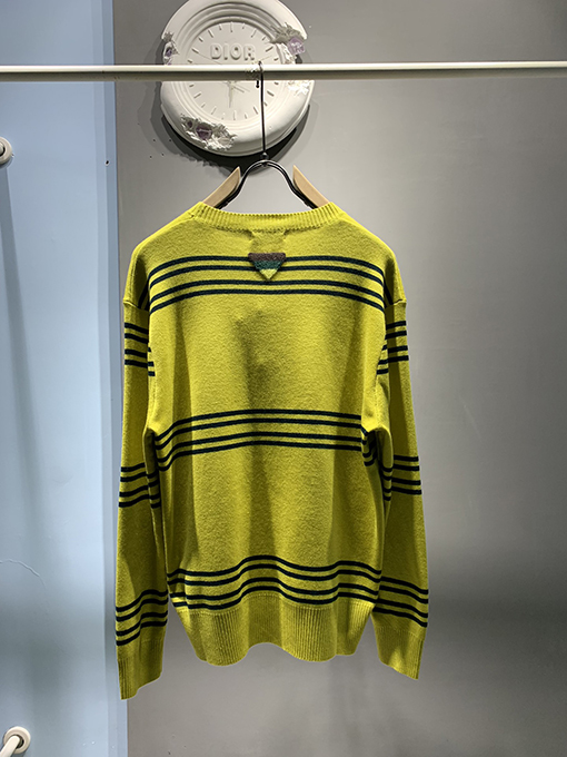 プラダコピー 24 FW 新しいウールのクルーネックシャツ