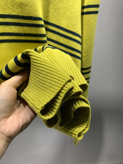プラダコピー 24 FW 新しいウールのクルーネックシャツ