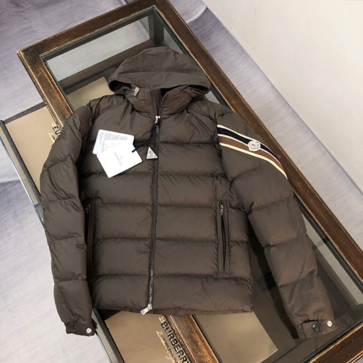 モンクレールスーパーコピー Moncler Solayan メンズトリコロールトリムショートダウンジャケット