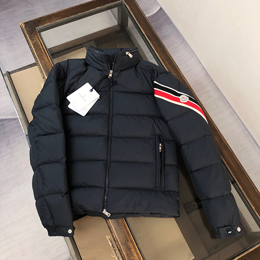 モンクレールスーパーコピー Moncler Solayan メンズトリコロールトリムショートダウンジャケット