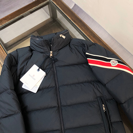 モンクレールスーパーコピー Moncler Solayan メンズトリコロールトリムショートダウンジャケット