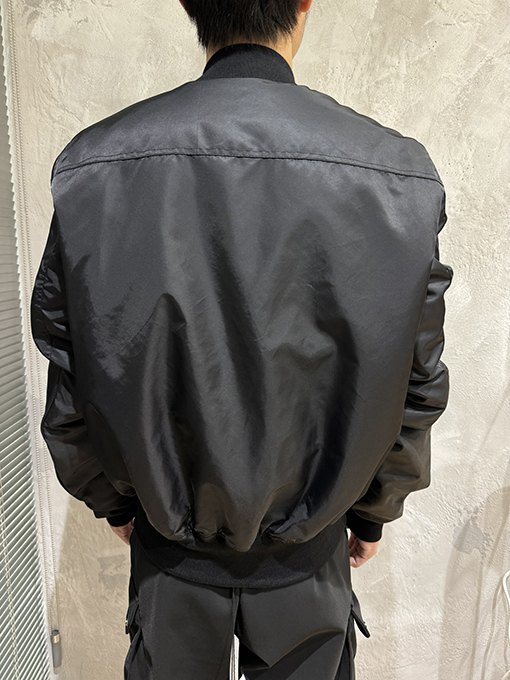 リックオウエンススーパーコピー 大きなポケットデザインジッパージャケットジャージ