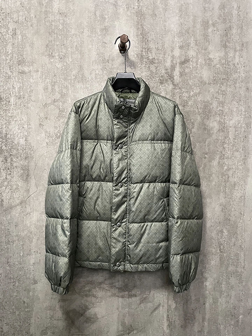 クロムハーツスーパーコピー 24 fw 暗い縞の銀ボタンダウンジャケット