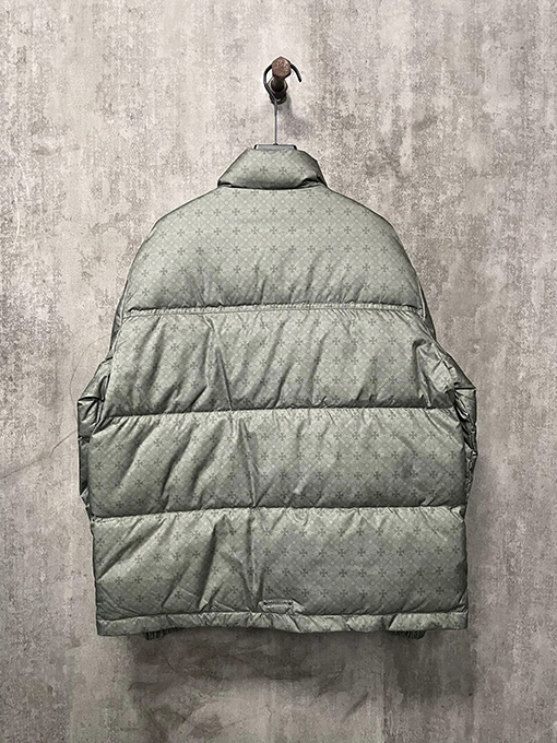 クロムハーツスーパーコピー 24 fw 暗い縞の銀ボタンダウンジャケット