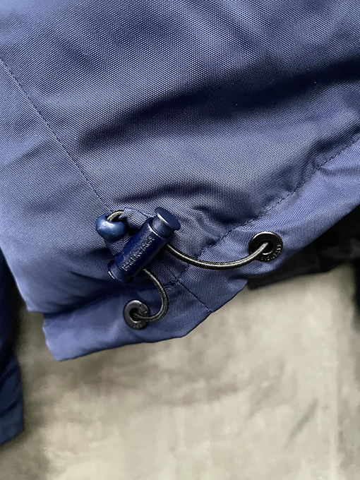 バレンシアガ 新しいピン刺繍両面に綿服のを着るコート