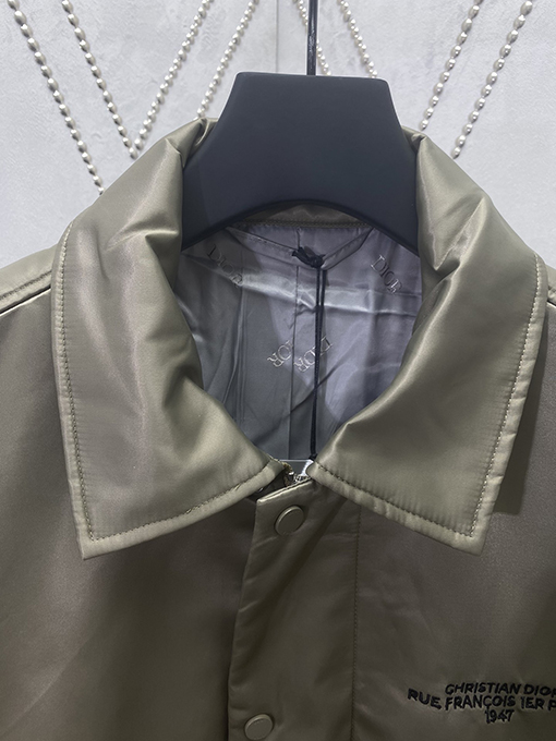 ディオールスーパーコピー Christian Dior Rue François 1er Paris 1947 新しいパイロットジャケット