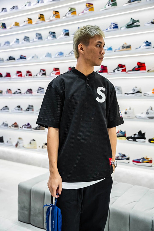 シュプリーム FW24 S LOGO BASEBALL HENLEY TEE