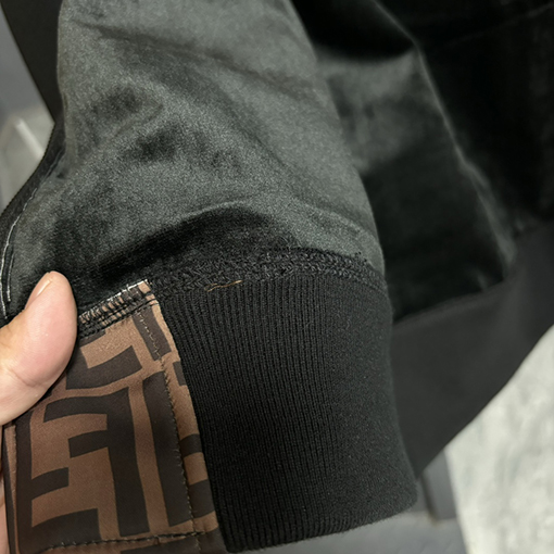 フェンディ 新しい前後ロゴ歯ブラシ刺繍ジッパーパーカー