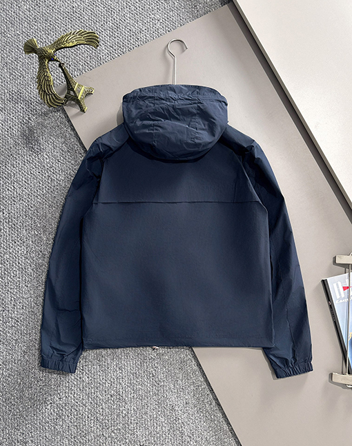 プラダ 新しいジッパー付きフード付きジャケット