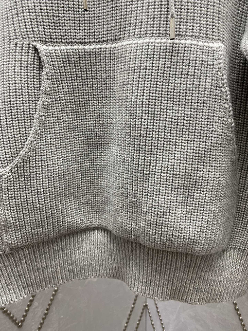 セリーヌスーパーコピー 新しいアルファベットロゴパッチ刺繍フード付きセーター