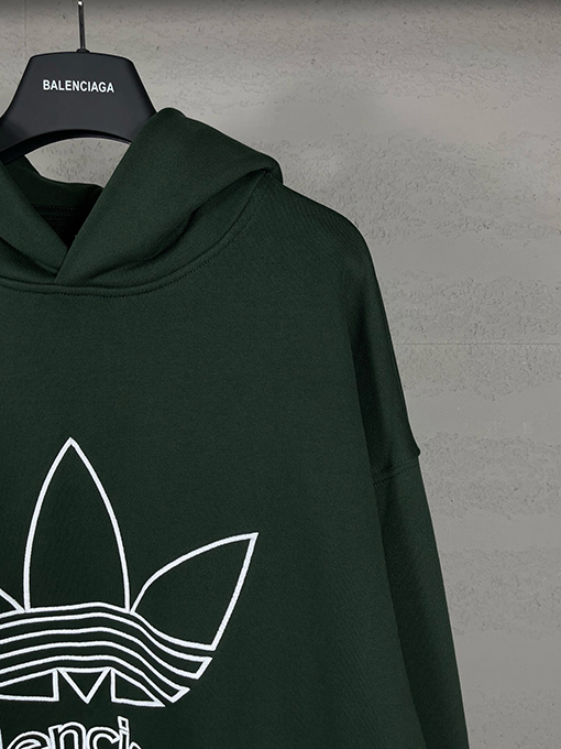 Balenciaga X Adidasコピー フロント刺繍ロゴ長袖フード付きパーカー