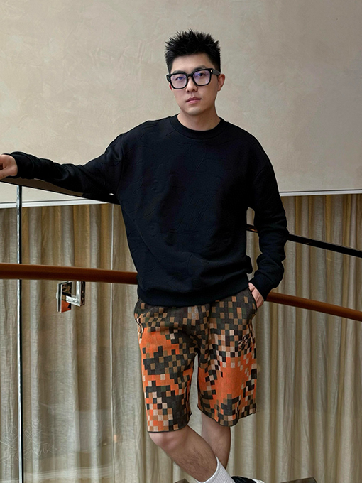 ルイヴィトン 24 Fw 新しい立体刺繍ラウンドネックパーカー