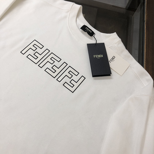 フェンディ ロゴロゴクルーネックパーカー
