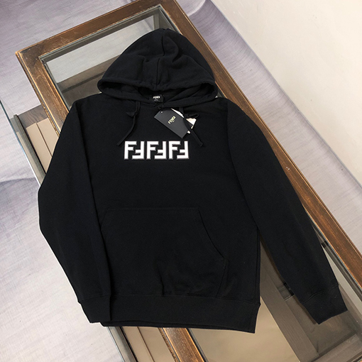 フェンディ ロゴロゴパーカー