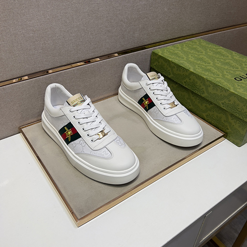 グッチ ファッションスニーカー