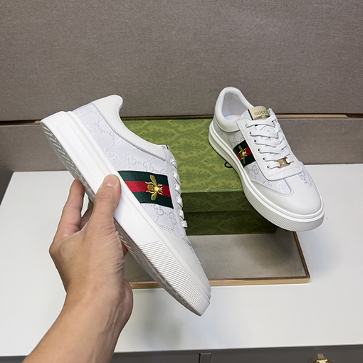グッチ ファッションスニーカー