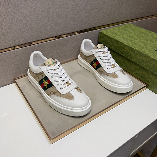 グッチ ファッションスニーカー