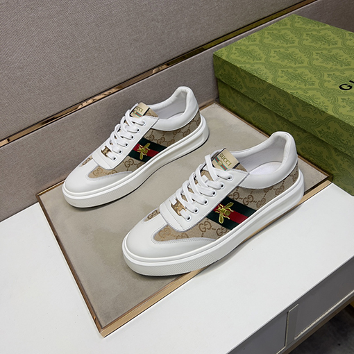 グッチ ファッションスニーカー