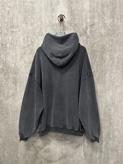 バレンシアガ 24 FW アップリケ刺繍文字パーカー