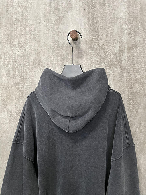 バレンシアガ 24 FW アップリケ刺繍文字パーカー