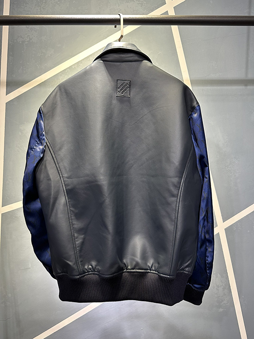 ルイヴィトンN級品 レザー ジャケット 袖lLVシグネチャーロゴ