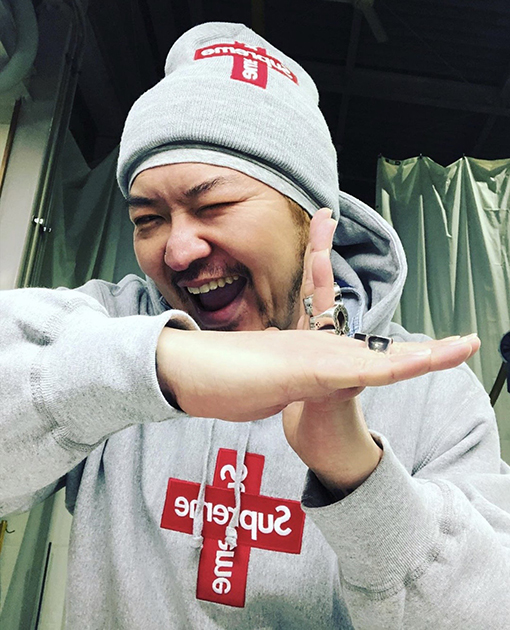 Supreme New Era Cross Box Logoビーニークロスキャップ