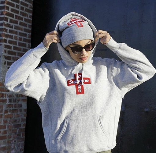 Supreme New Era Cross Box Logoビーニークロスキャップ