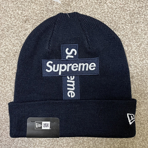 Supreme New Era Cross Box Logoビーニークロスキャップ