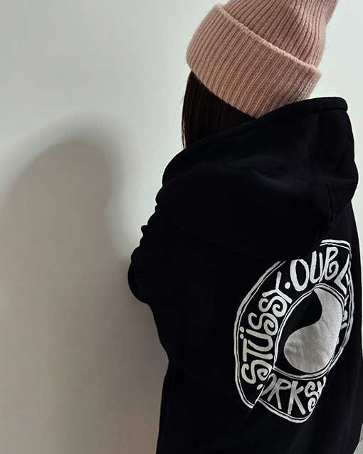 Stussy x OUR LEGACYコラボ太極パーカー