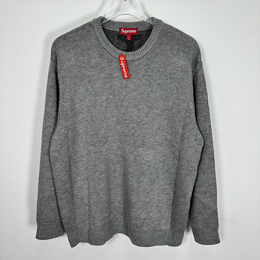 シュプリーム SUPREME X THRASHER SWEATER FW 24コラボのだらしないセーター