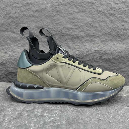 ヴァレンティノ GARAVANI LACERUNNER レザーファブリックスニーカー