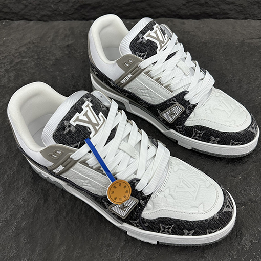ルイヴィトン Trainer スニーカー