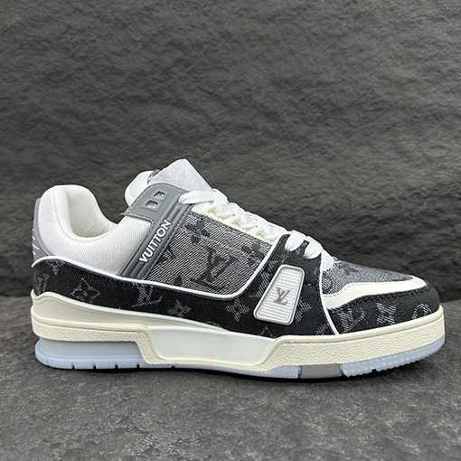 ルイヴィトン Trainer スニーカー