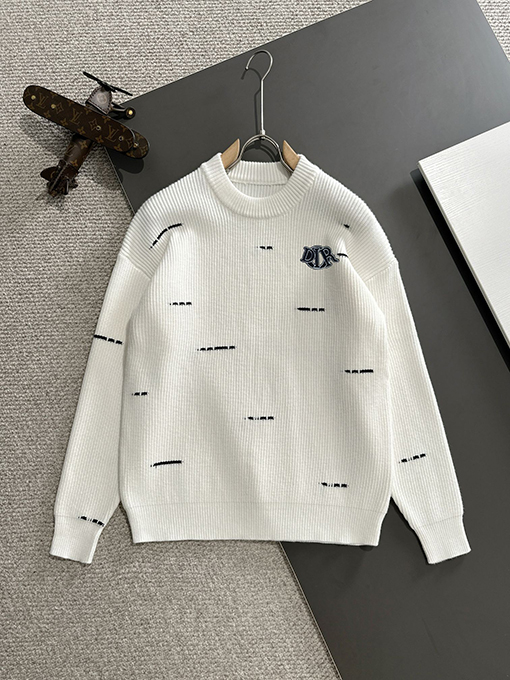 ディオール 新しいロゴバッジ刺繍ロゴセーター