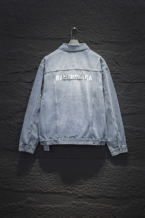バレンシアガ 24fw 新しいバックサンプル刺繍ウォッシュブルーロゴデニム