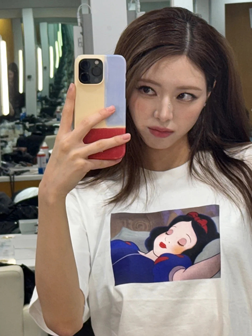 シュプリーム スーパーコピー スノー ホワイト 白雪姫 Tシャツ