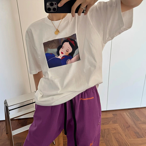 シュプリーム スーパーコピー スノー ホワイト 白雪姫 Tシャツ