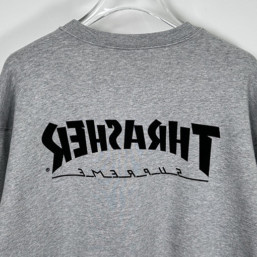 シュプリームx thrasher コラボ fw24 クルーネック スウェットTシャツ