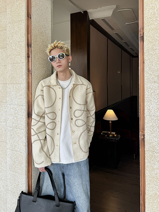 ロエベ ファッショナブルな編み上げ太いストライプジャケット