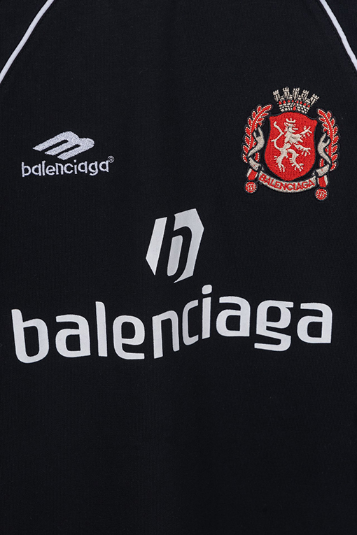 バレンシアガコピー サッカー Tシャツ 10号 長袖 ロンT