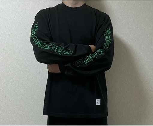 シュプリームコピー Xクロムハーツコピー 刺繍サンスクリット長袖Tシャツ
