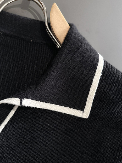 ルイヴィトンスーパーコピー 新しいロゴバッジ刺繍ロゴラペルセーター