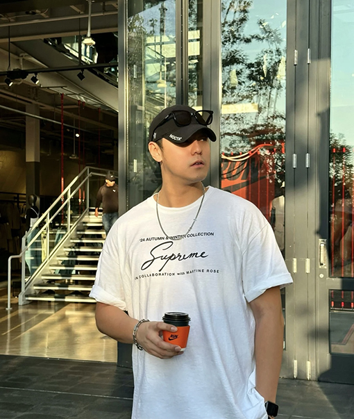 シュプリーム X Martine Rose FW24 花文字Tシャツ
