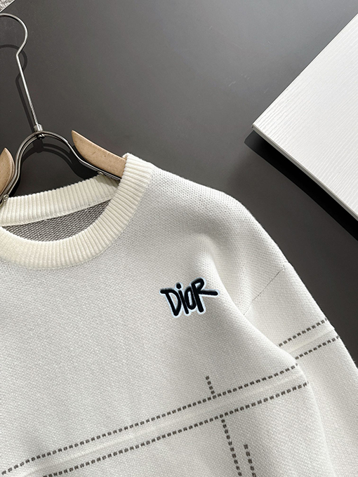 ディオール 新しいロゴバッジ刺繍ロゴクルーネックセーター