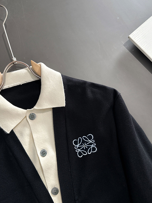 ロエベスーパーコピー ロゴバッジ刺繍ロゴカーディガンセーター