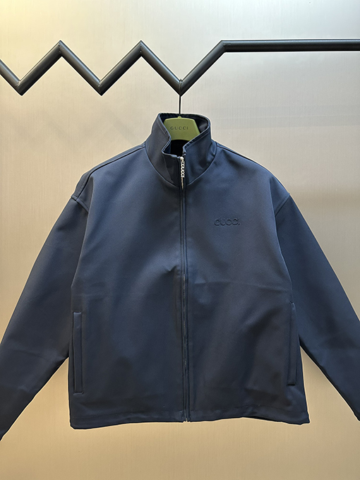 グッチ シンプルなスタンドカラージャケット