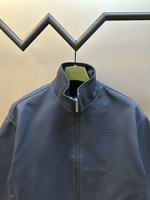 グッチ シンプルなスタンドカラージャケット