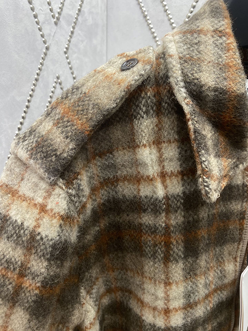セリーヌ 新しいロゴ刺繍チェック柄ウールラペルコート
