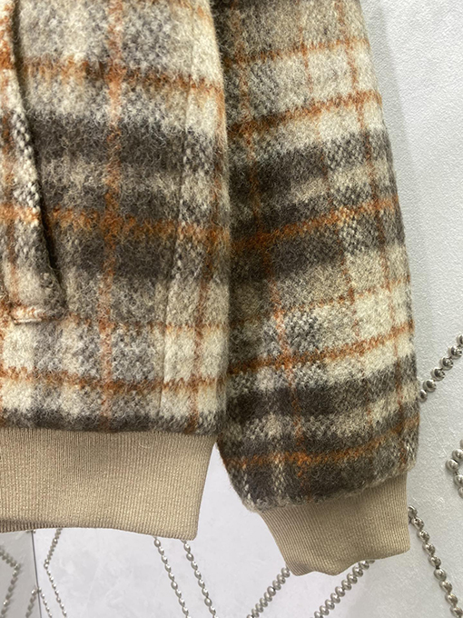 セリーヌ 新しいロゴ刺繍チェック柄ウールラペルコート