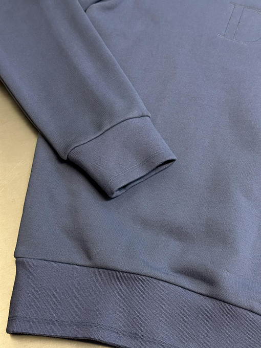 ディオール コラボレーション刺繍パーカー